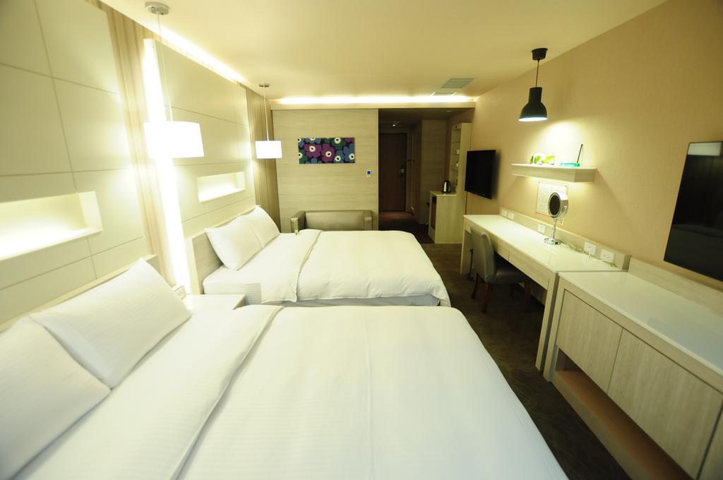 Kindness Hotel - Zhongshan Bade Branch Kaohsiung Quarto foto